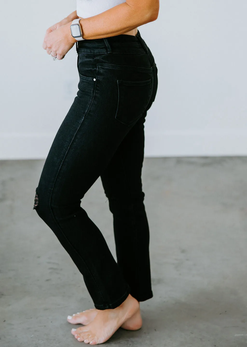 Avery Straight Jeans