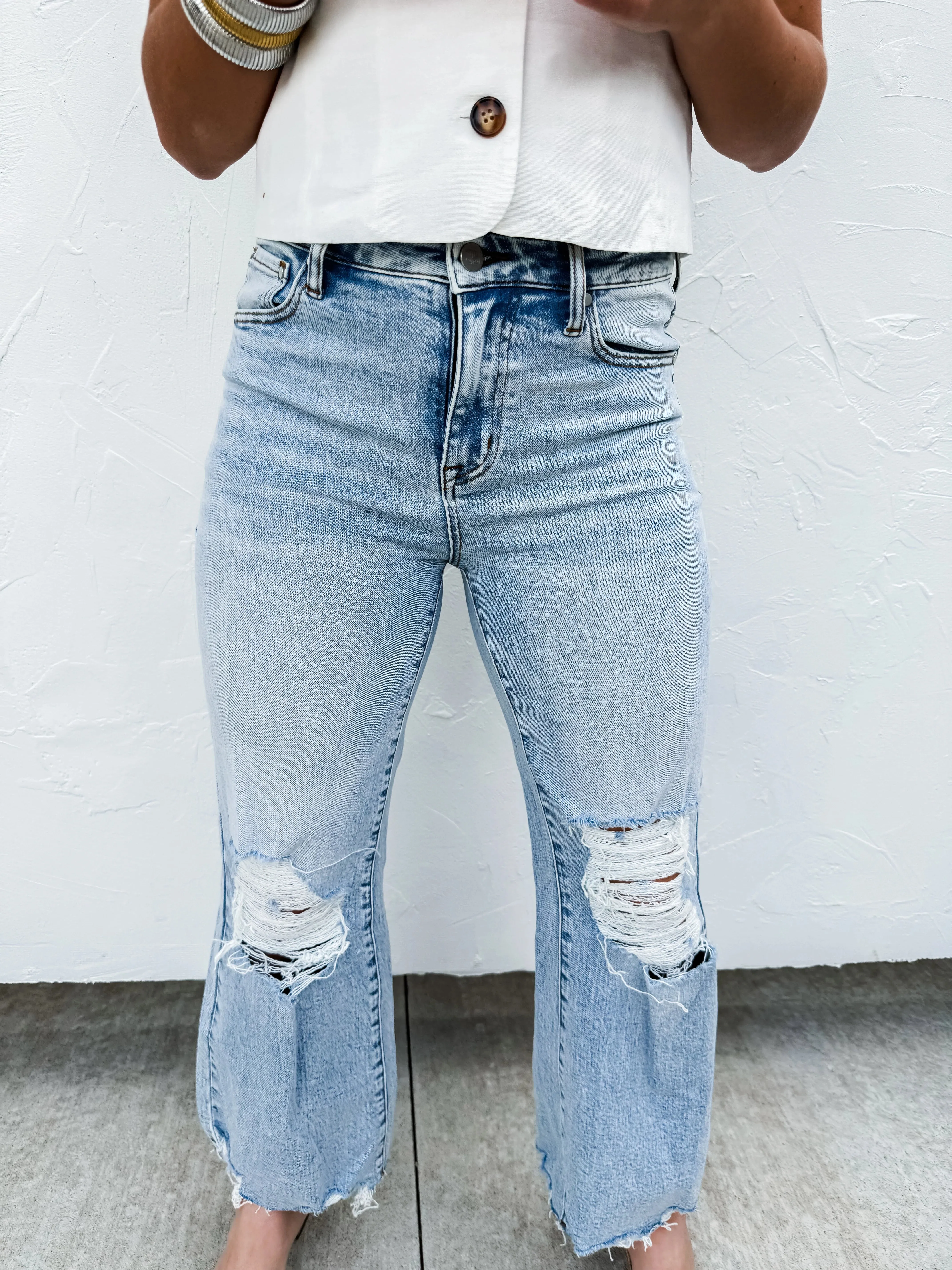 HAILEY DISTRESSED CROP JEAN