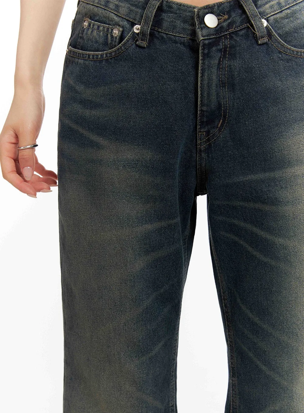 CF429 Low-Rise Washed Bootcut Jeans  - High-Quality Staple for Trendy Outfits