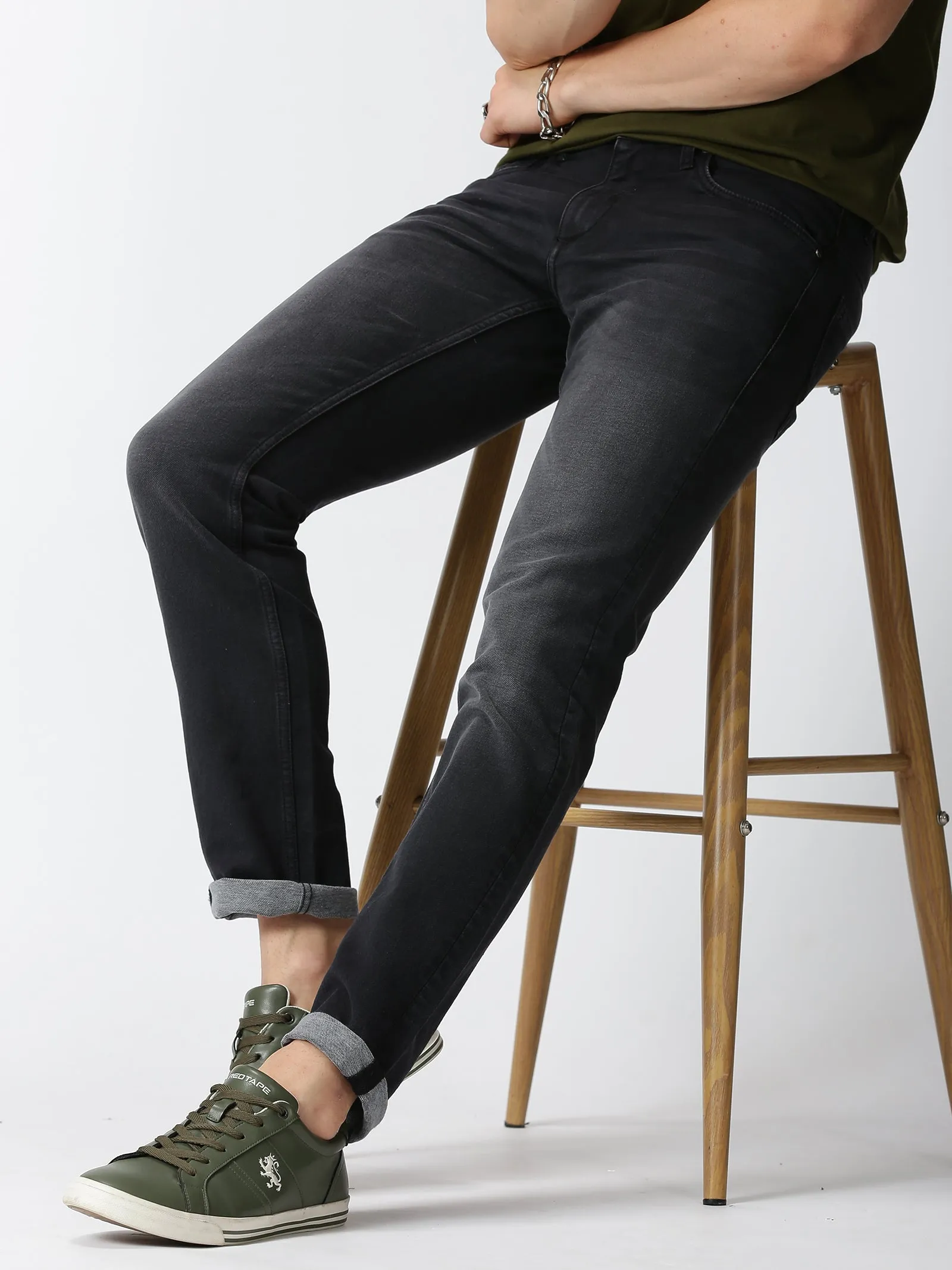 MEN'S DK GREY SOLID JASON FIT JEANS