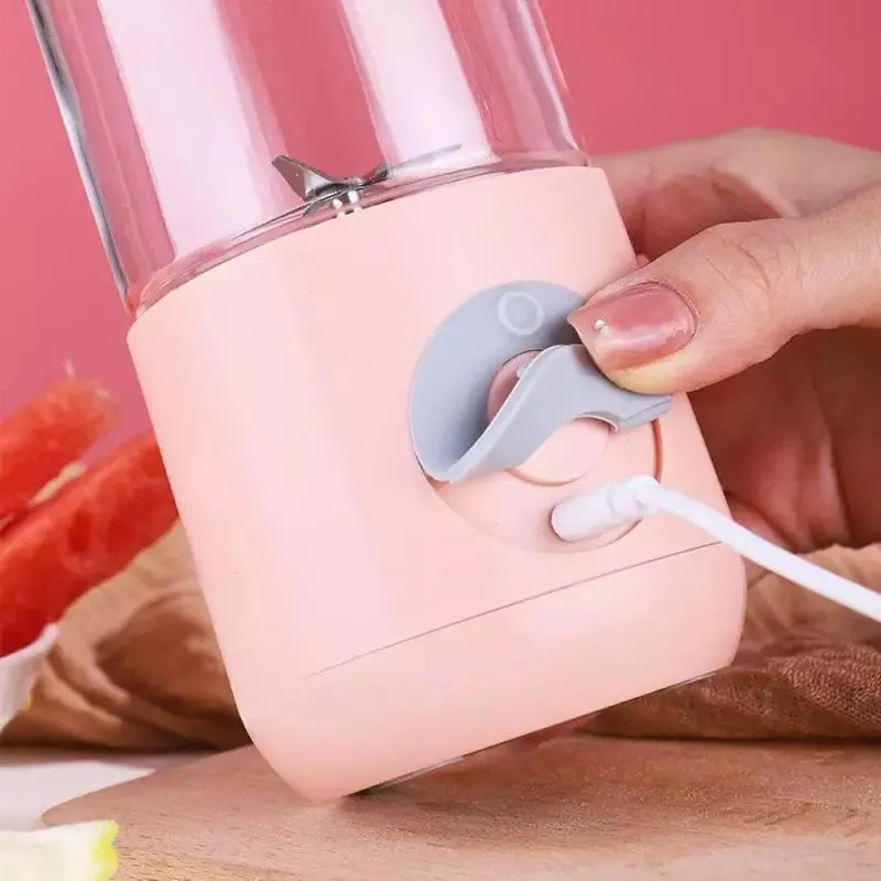 Mini Fruit Blender