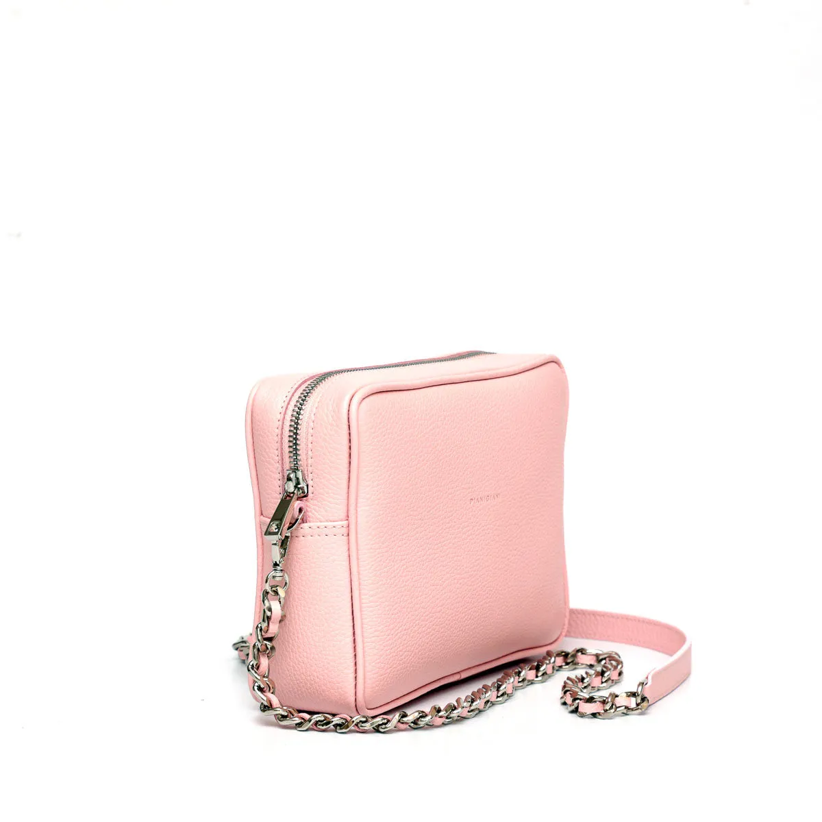 Miss M in Pelle Rosa